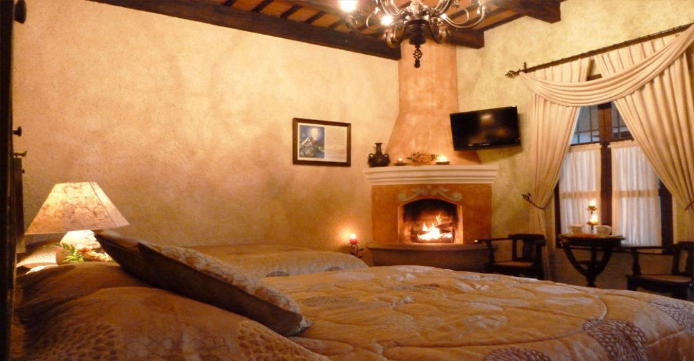 D'Leyenda Hotel Antigua Extérieur photo