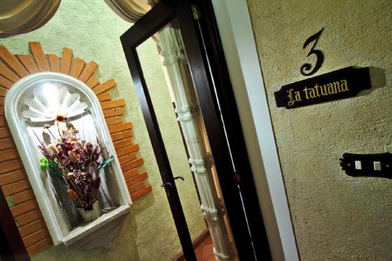 D'Leyenda Hotel Antigua Extérieur photo