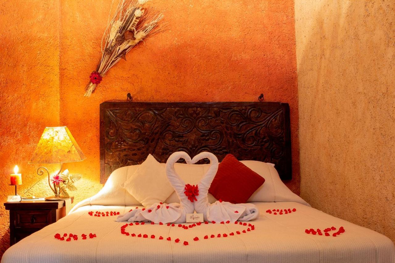 D'Leyenda Hotel Antigua Extérieur photo